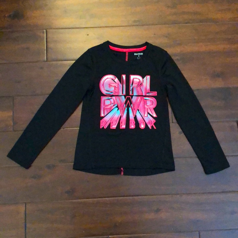 NWOT Reebok shirt, kids small